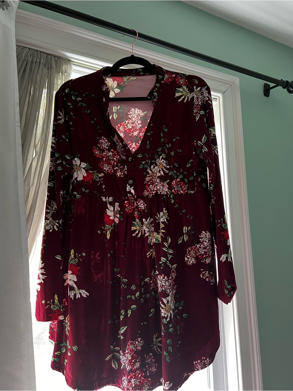 Reborn J Burgundy‎ Floral Button-Front Tunic